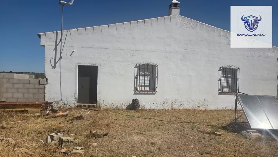 Haus: Charmante Finca mit weitläufigem Grundstück